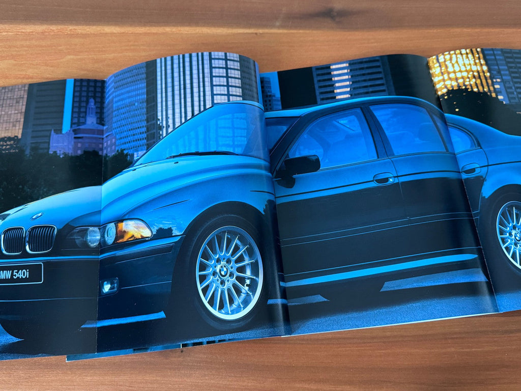 BMW-E39 Sedan, 2000-Dealership-Sales-Brochure