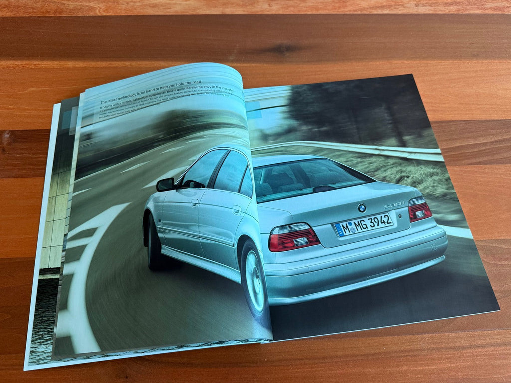 BMW-E39 Sedan, 2002-Dealership-Sales-Brochure