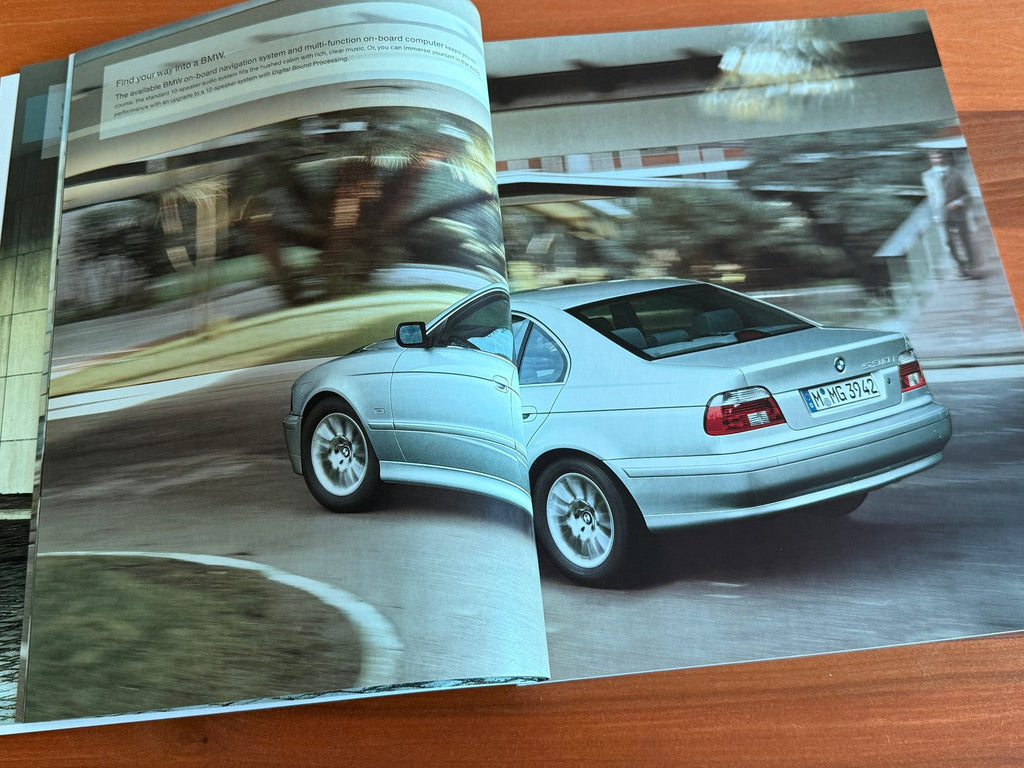 BMW-E39 Sedan, 2002-Dealership-Sales-Brochure