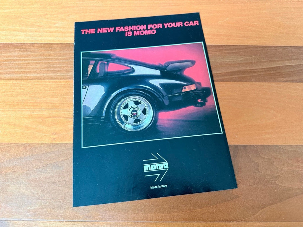 BMW-Momo Foldout-Dealership-Sales-Brochure