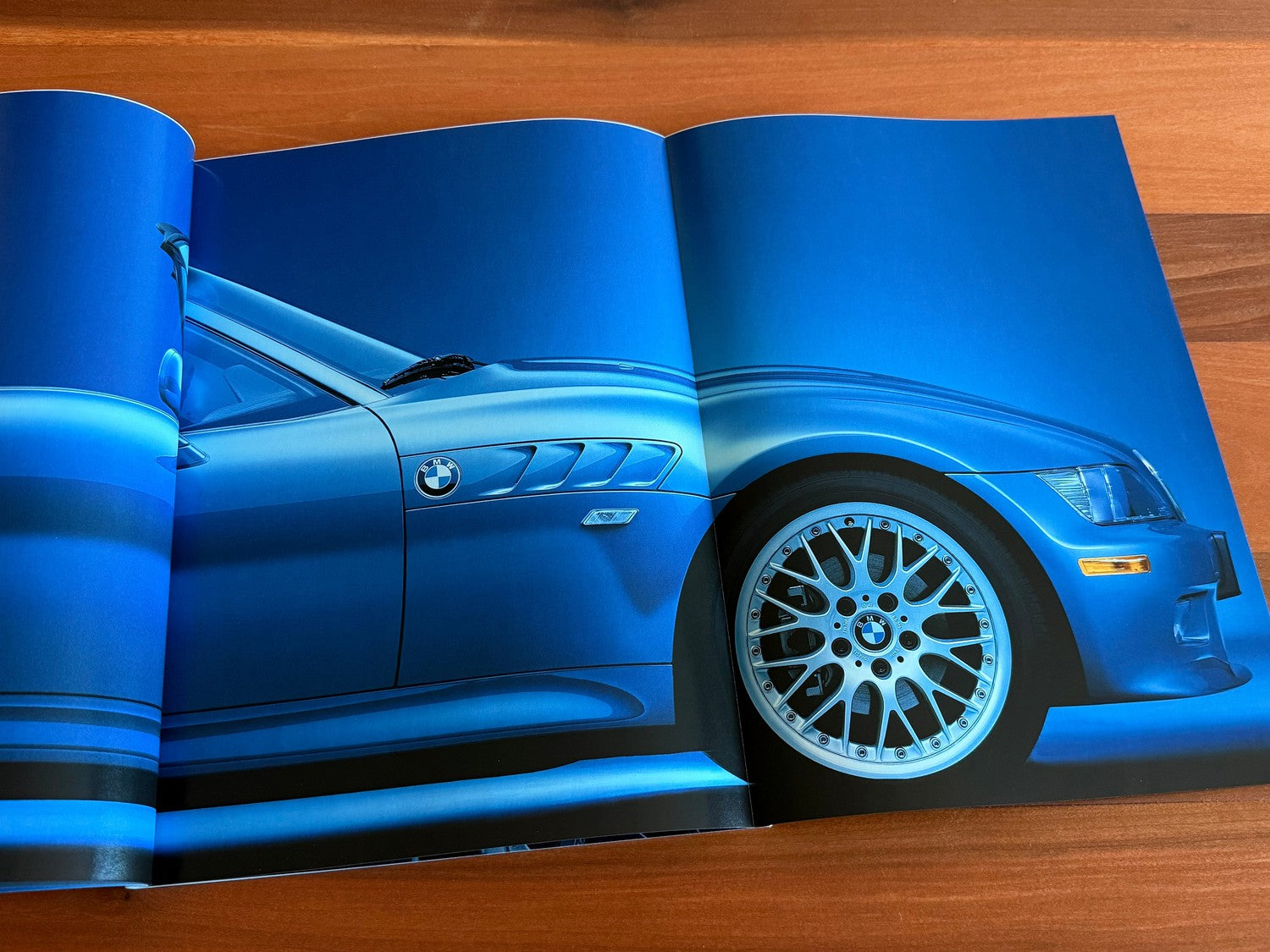BMW-Z3 Roadster & Coupe, 2001-Dealership-Sales-Brochure