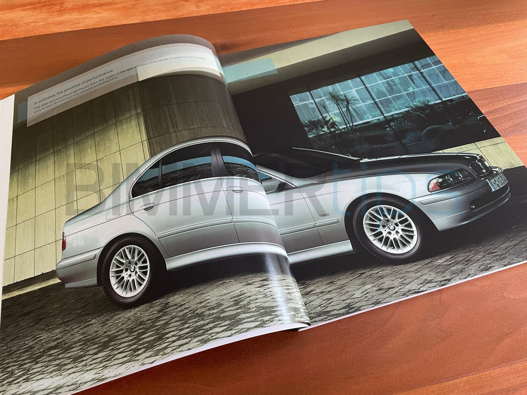 Original print 2001 BMW E39 5 Series dealership sales brochure 525i 530i 540
