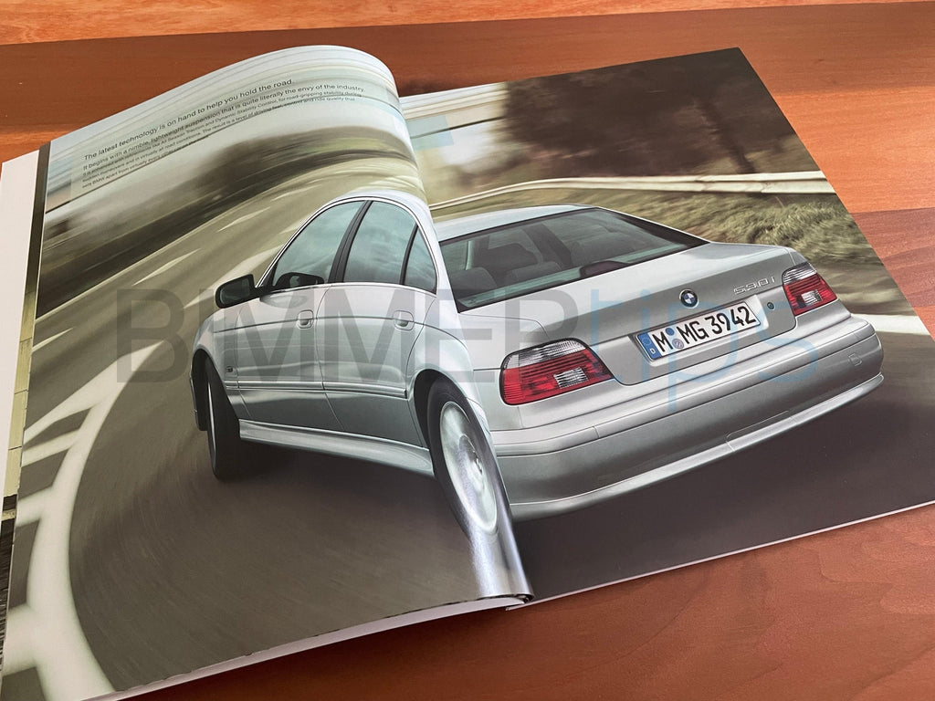 Original print 2001 BMW E39 5 Series dealership sales brochure 525i 530i 540