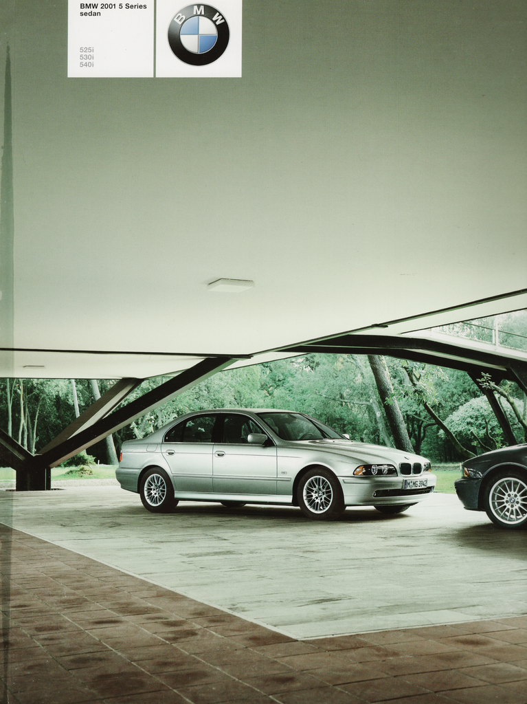 Original print 2001 BMW E39 5 Series dealership sales brochure 525i 530i 540