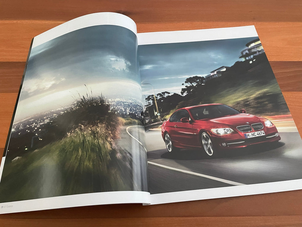BMW-E92 Coupe, 2011-Dealership-Sales-Brochure